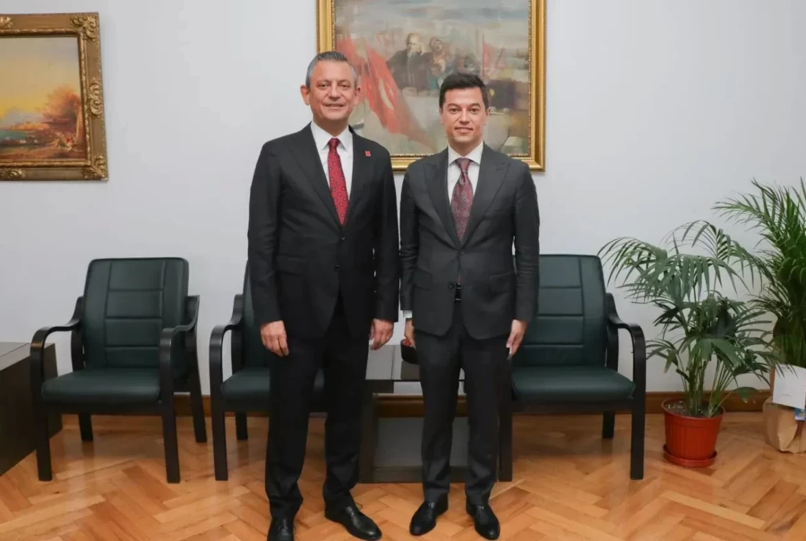 Başkan Acar Ünlü'den Özgür Özel’e Yapılan Saldırıya Sert Tepki: “Hiçbir Saldırı Bizi Demokrasi Yolundan Döndüremez”