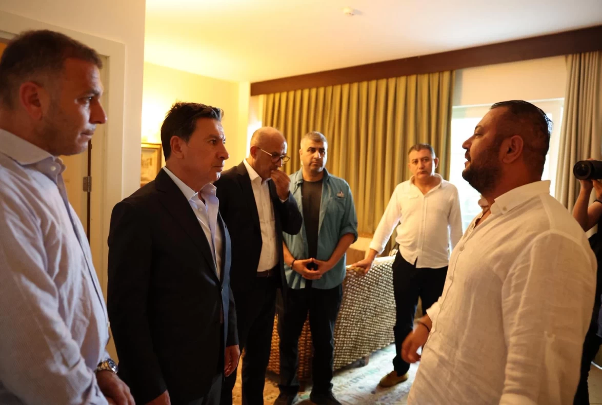 Başkan Aras'tan 15 Temmuz'un Simge Oteline Ziyaret