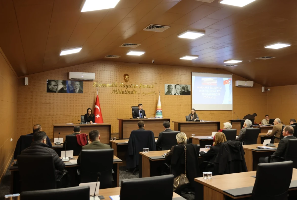 Acar Ünlü: Marmaris İmarsızlıktan Nefes Alamıyor