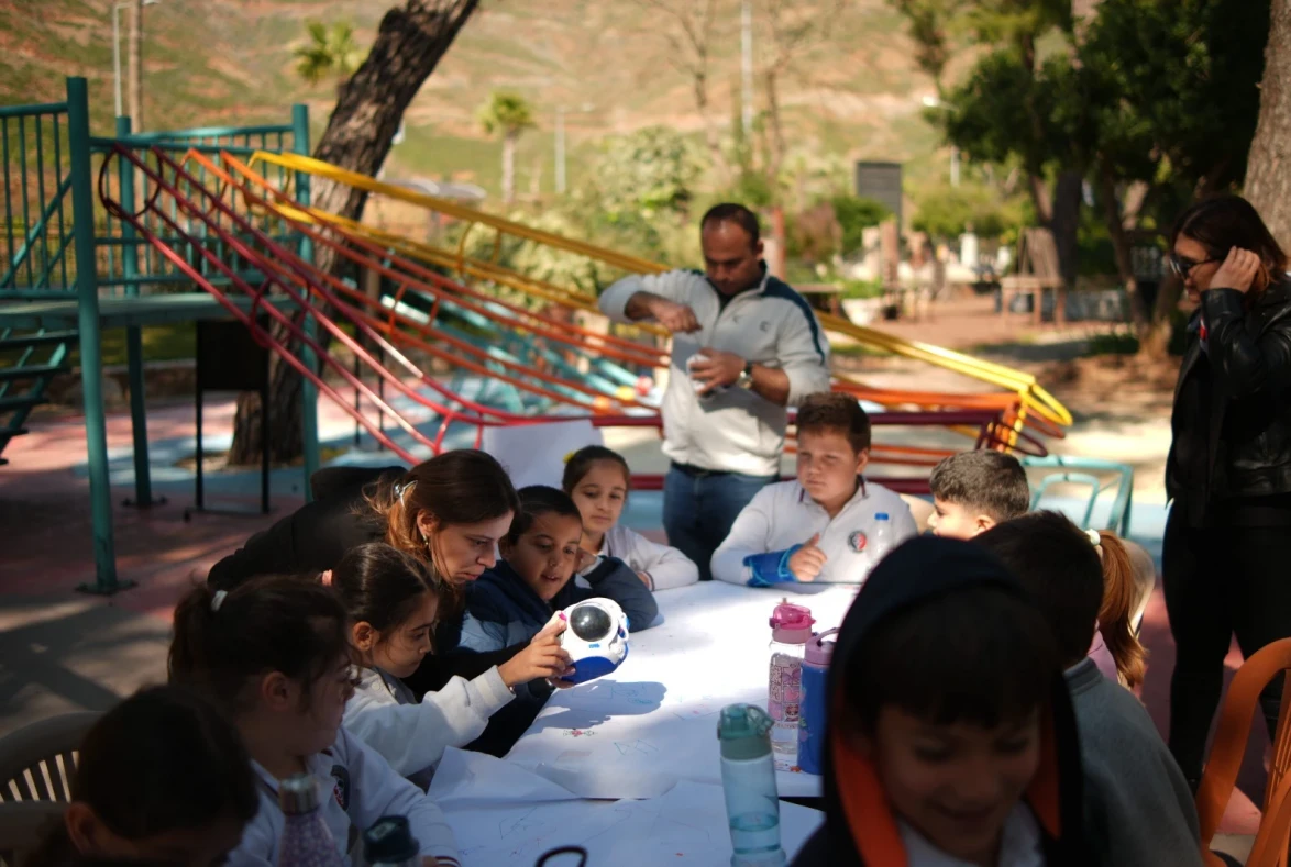 Marmaris’te Bilim Şöleni! Öğrenciler Robotlar ve VR ile Tanıştı