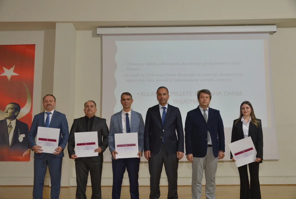 MSKÜ’den Örnek Çalışma! Gençlere Demokrasi ve Milli Şuur Aşılandı