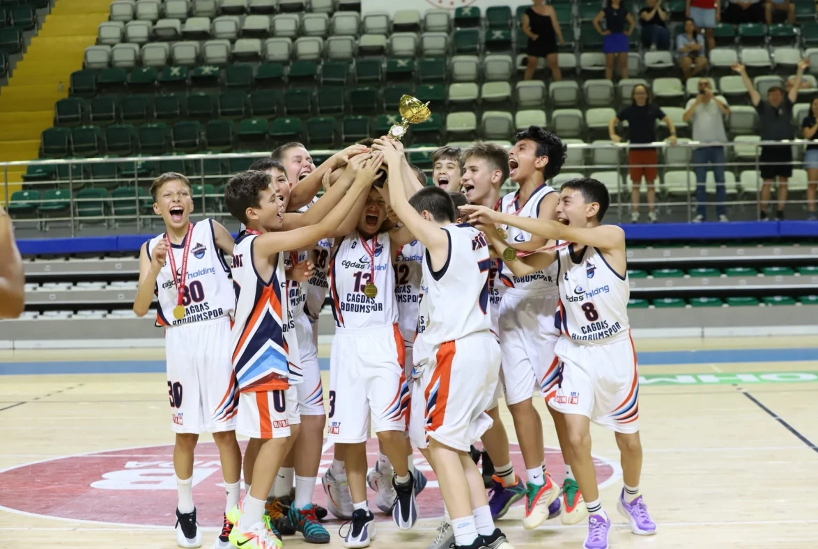 Muğla’da U12 Basketbolun En Büyüğü Çağdaş Bodrum