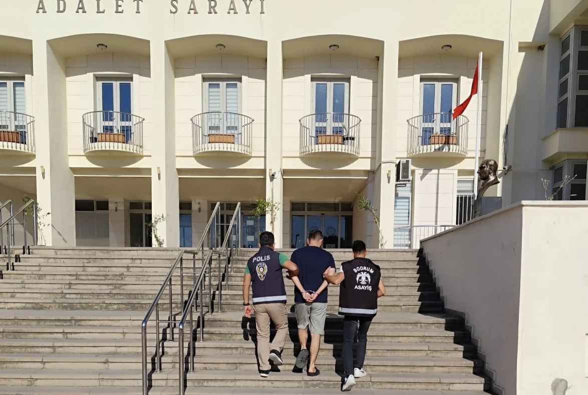 44 Dosyadan Aranıyordu! 39 Yıl Hapis Cezalı Firari Bodrum'da Yakalandı