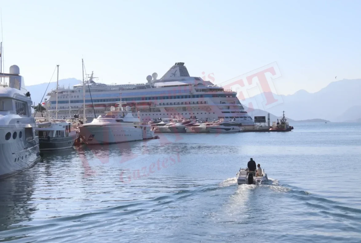 Rus Devi Astoria Grande 1200 Yolcusuyla Marmaris’te