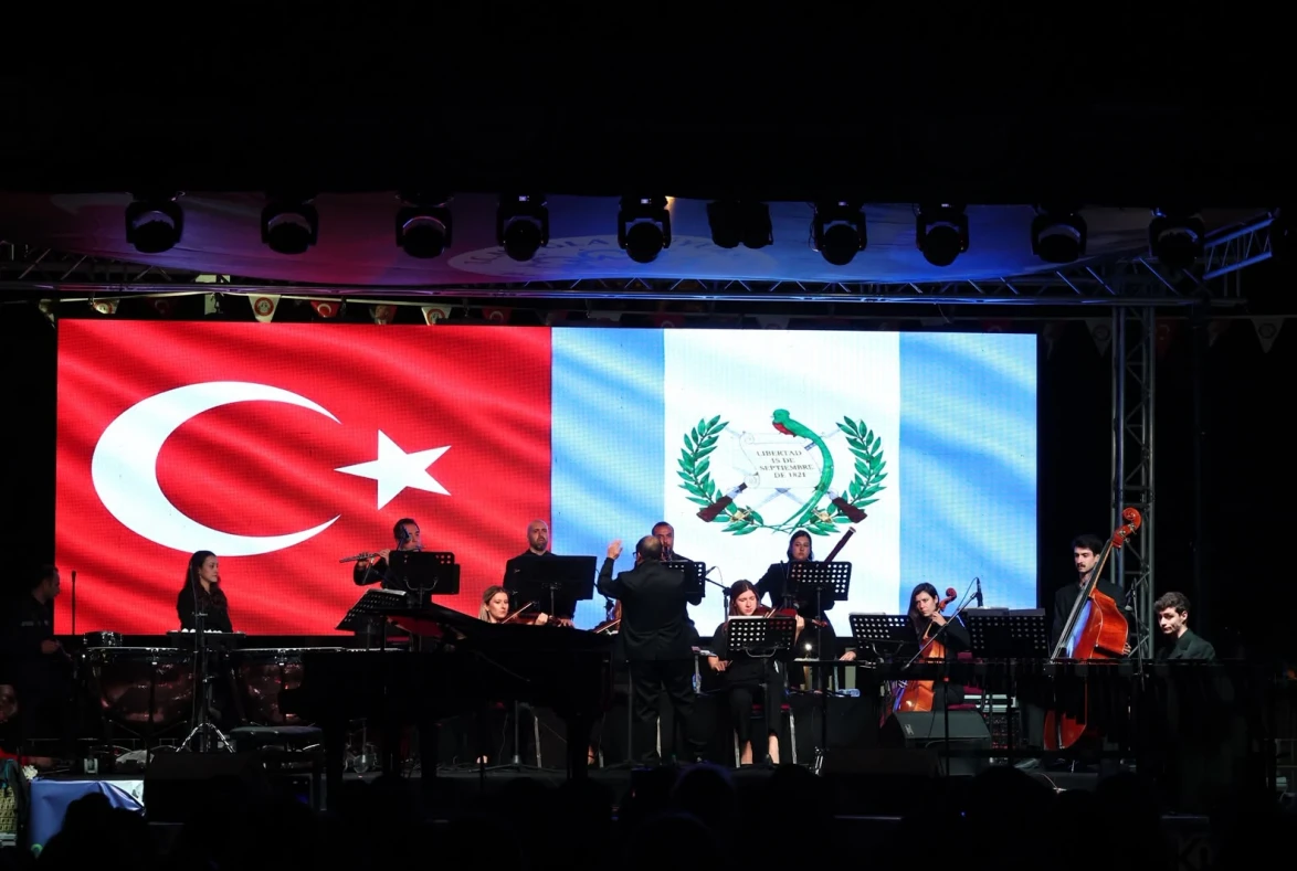 Guatemala’dan Menteşe’ye Müzik Köprüsü! Kültür Şenliği Final Yaptı