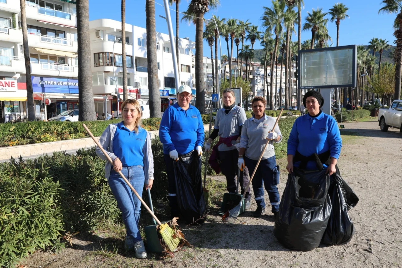 Fırtına İzleri Siliniyor: Sahil ve Yürüyüş Yollarında Yoğun Temizlik