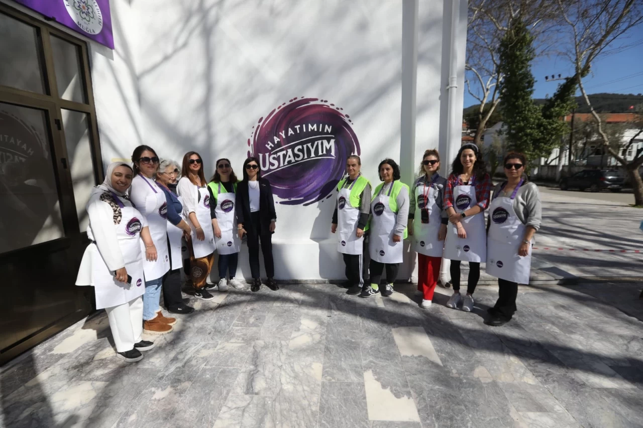 Muğla’da Kadınlar, Boyama Eğitimiyle “Hayatımın Ustası” Oldu
