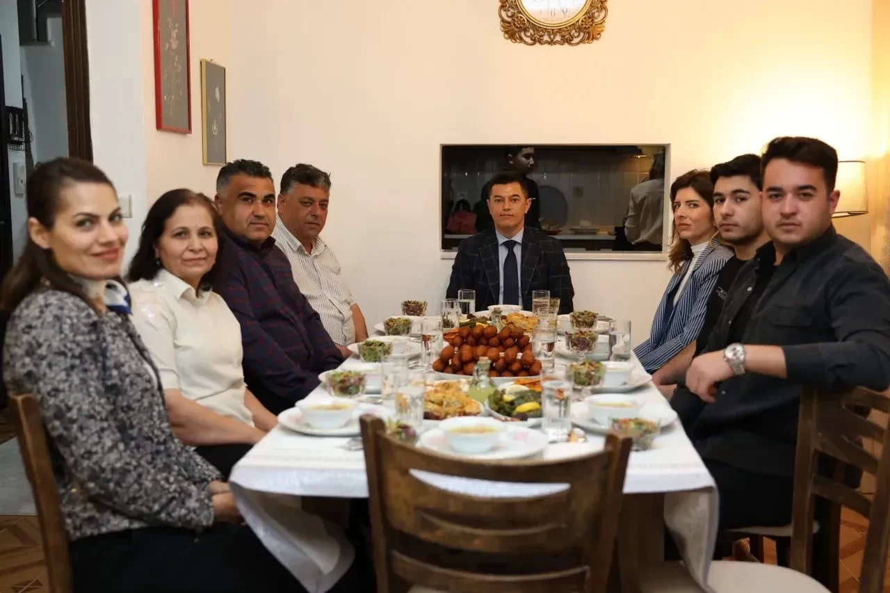 Marmaris Belediye Başkanı Ramazan'da Taşhan Ailesiyle İftarda Buluştu