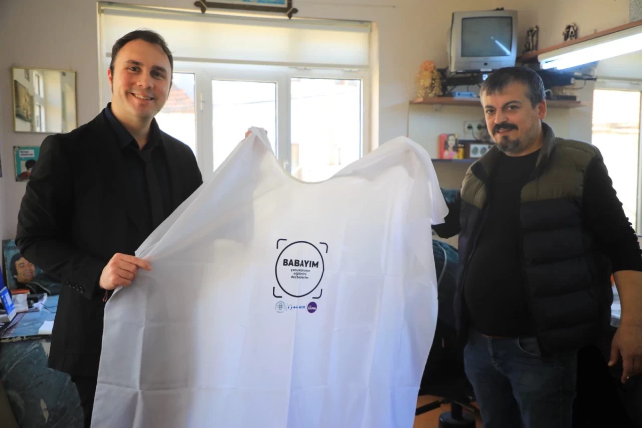 Muğla Büyükşehir Belediyesi Berberler Aracılığıyla Çocuk Hakları Farkındalığı Oluşturuyor
