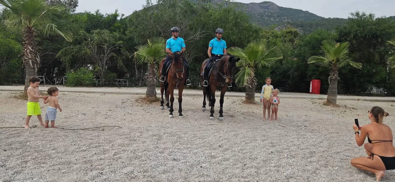 Ölüdeniz, Kayaköy ve Likya Yolu’nda Atlı Jandarmalar Görevde