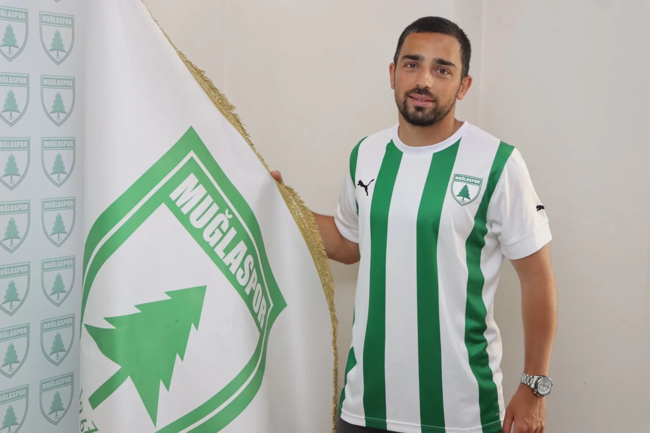 Muğlaspor Sağ Bek İçin Semih Karadeniz’i transfer etti