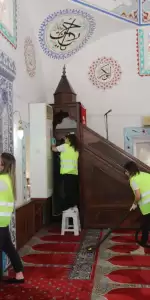 Muğla’da Camilere Bayram Bakımı
