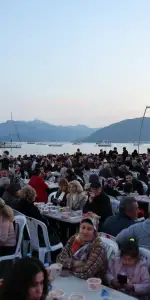 Marmaris’te Ramazan’ın En Büyük Sofrası Kuruldu!
