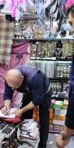 Marmaris Zabıtasından Uzunyalı Çıkarması: Ruhsat ve Kaldırım Denetimi