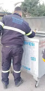 Belediyeden Konteyner Yenileme Çalışmaları