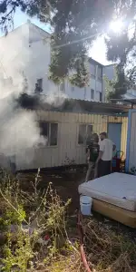 Dikkatsiz Atılan Sigara İzmariti Konteyneri Yaktı
