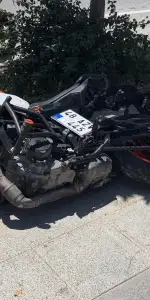 Marmaris'te Korkunç Kaza! Motosiklet Ağaca Çarptı, 50 Metre Sürüklendi