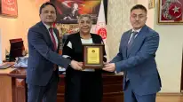 Şehit Annesine Adliyeden Plaketli Veda