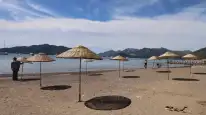 Marmaris’te Halk Plajları Yaz Sezonuna Hazırlanıyor