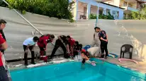Havuzdaki Korku Dolu Anlar! 4 Yaşındaki Çocuğun Kolu Boruya Sıkıştı