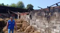 Ortaca’da Ahır Yangını: 500 Balya Kül Oldu, Büyükşehir Üreticinin Yanına Koştu