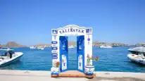 Bodrum’da “Maviye Açılan Kapı” Yalıkavak’a Geldi! Manzarası Büyüledi