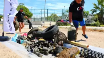 Bodrum’da Maviye Sahip Çıkılıyor: Denizden 223 Kg Atık Temizlendi