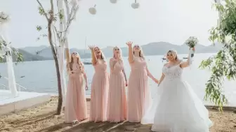 Düğün Turizminin Gözdesi Marmaris: İngilizler Sahilleri Düğün Salonuna Çevirdi