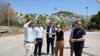 Başkan Mandalinci Bitez Sokaklarında: Vatandaşla Birebir Temas