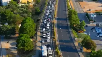 Muğla’da sürücüler fermuar sistemiyle ambulansa yol açtı