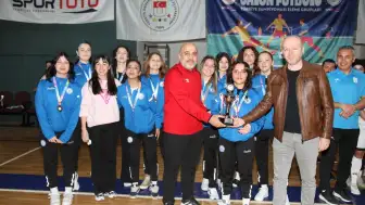 Zirveye çıkan MSKÜ Süper Lig biletini aldı