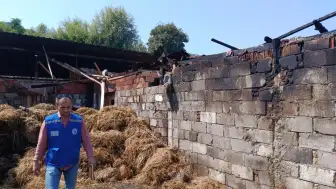 Ortaca’da Ahır Yangını: 500 Balya Kül Oldu, Büyükşehir Üreticinin Yanına Koştu