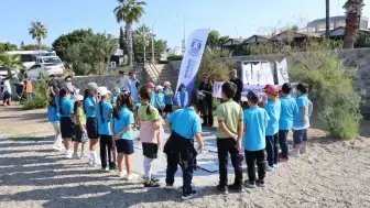 Turgutreis’te Deniz Çöplerine Karşı Öğrencilerden Anlamlı Mesaj