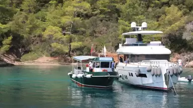 Muğla Büyükşehir Belediyesi, Turizm Sezonu Öncesi Deniz Temizliği İçin Tekneleri Bakıma Alıyor