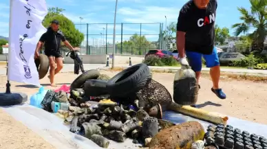 Bodrum’da Maviye Sahip Çıkılıyor: Denizden 223 Kg Atık Temizlendi