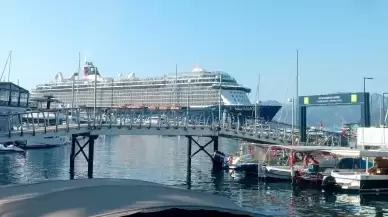 Marmaris Limanı’nda Alman Rüzgârı: Mein Schiff 5 ile 2.620 Turist!