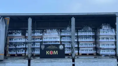 Muğla’da Kapalı Kasa Araçta Sahte Şarap Çıktı