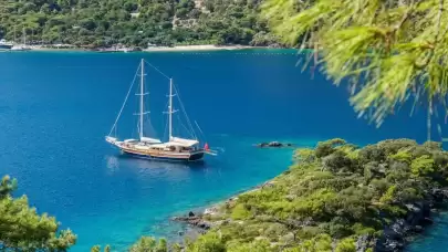 Bodrum'da Kışın Gezilecek Yerler: Kale, Tiyatro, Marina, Müze ve Sakin Koylar