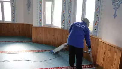 Dalaman Belediyesinden Ramazan Öncesi Camilerde Temizlik Çalışması