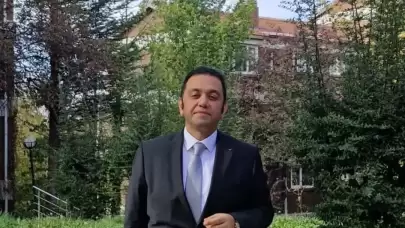 Doç. Dr. Bedri Kurtuluş, “Akademik Palmiye Nişanı” ile Onurlandırıldı