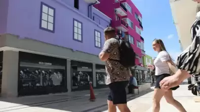 Marmaris Turizmi 2025’te Parlıyor: Yabancı Turist Sayısı Yüzde 7 Arttı, Marmaris Limanı Zirveye Çıktı
