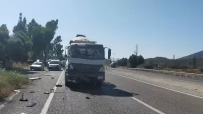 Danişment Kavşağında Kaza: 1 Kişi Hayatını Kaybetti, 13 Yaralı