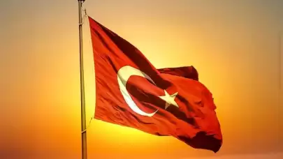 Ahmet Aras’tan 15 Temmuz Mesajı: “Din İstismarcısı Hainlerin Karşısında Direnenleri Saygıyla Anıyorum”