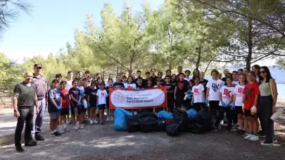 Öğrenciler Marmaris’te Çevre İçin Sahada