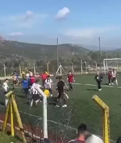 Muğla U-17 Ligi'nde Olaylı Maç: Hakem Maçı Tatil Etti!