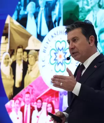 Aras, "Atatürk’ün Askerleri Olarak Biz, Kirli Ellerden Korkmayız"
