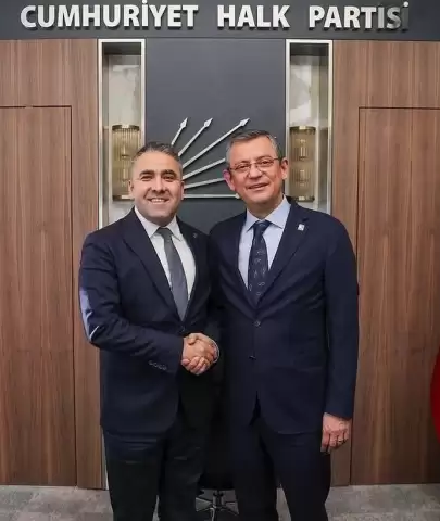 Ömer Bozdemir'den Özel'e Destek: “Soruşturma değil; hukuk devletine açılmış topyekûn bir saldırıdır”