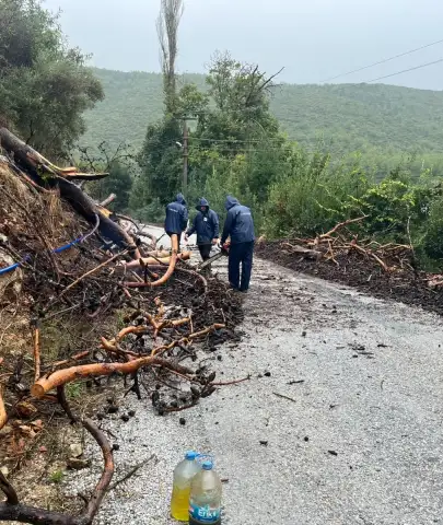 Marmaris’te Sağanak Mesaisi: Belediye Ekipleri Teyakkuzda!