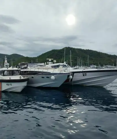 Fethiye Açıklarında Yakalandılar! Teknede 29 Göçmen Bulundu