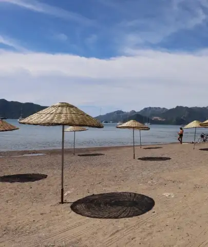 Marmaris’te Halk Plajları Yaz Sezonuna Hazırlanıyor
